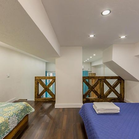 Kyiv Saksahanskoho Apart Hotel Экстерьер фото