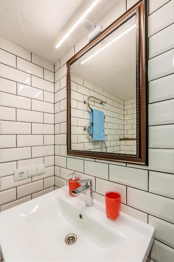 Kyiv Saksahanskoho Apart Hotel Экстерьер фото